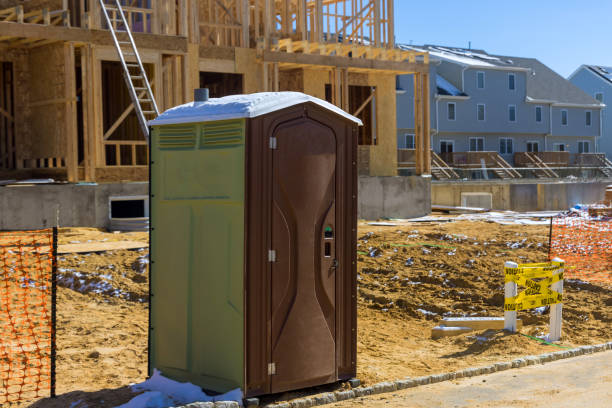 Portable Toilet Options We Offer in Leisure Knoll, NJ